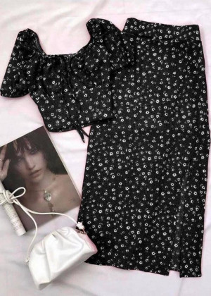 Костюм (блузка и юбка) #21152543