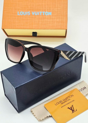 Набор солнцезащитные очки, коробка, чехол + салфетки #21193425