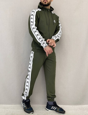 Спортивный костюм 22636952