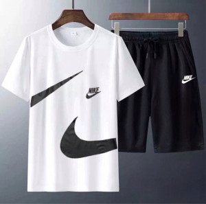 Спортивный костюм 22898714