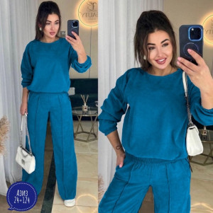 Спортивный костюм 22921257