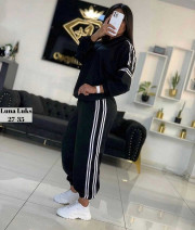 Спортивный костюм