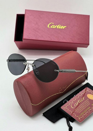 Набор женские солнцезащитные очки, коробка, чехол + салфетки 22931321