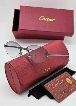 Набор женские солнцезащитные очки, коробка, чехол + салфетки 22931354