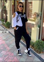 Спортивный костюм