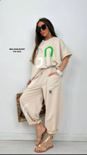 Спортивный костюм