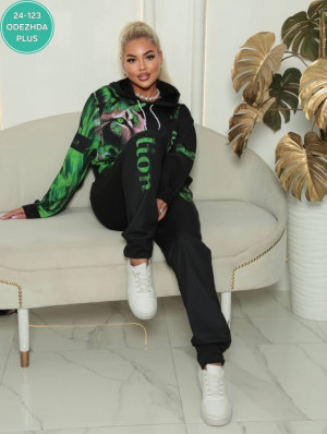 Спортивный костюм 22977514