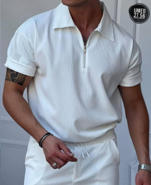 Спортивный костюм 22991782