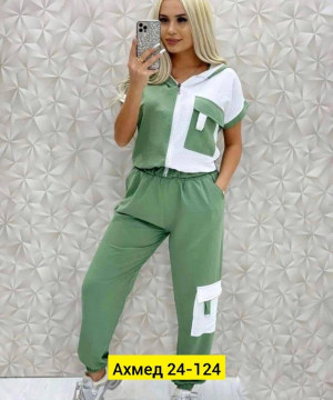 Спортивный костюм 22991808