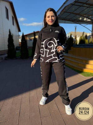 Спортивный костюм 23007597