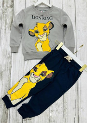 Спортивный костюм