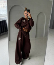 Спортивный костюм