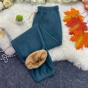 Спортивные брюки