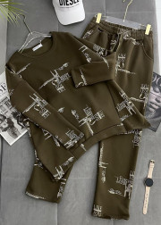 Спортивный костюм