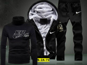 Спортивный костюм 23138662