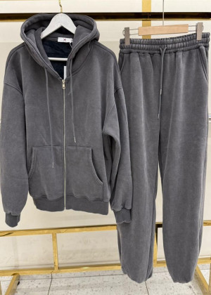 Спортивный костюм 23149407