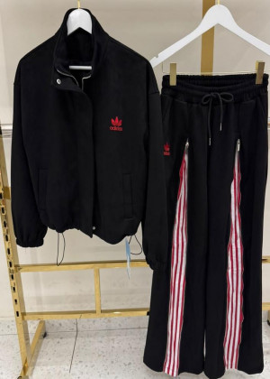 Спортивный костюм 23149412