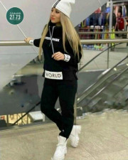 Спортивный костюм