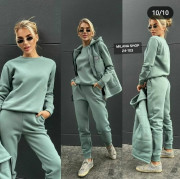 Спортивный костюм