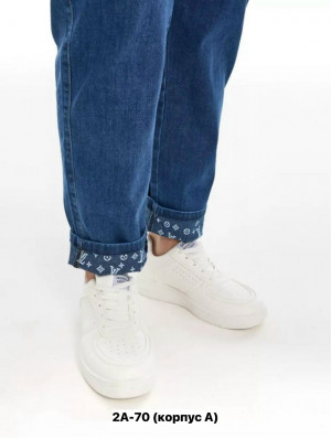 Джинсы #23164237