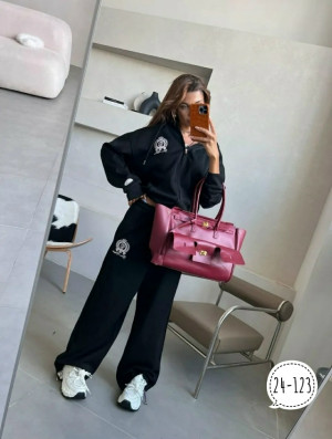 Спортивный костюм #23171209