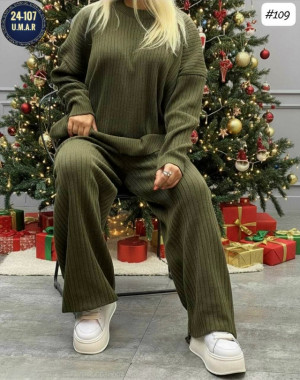 Спортивный костюм #23173937