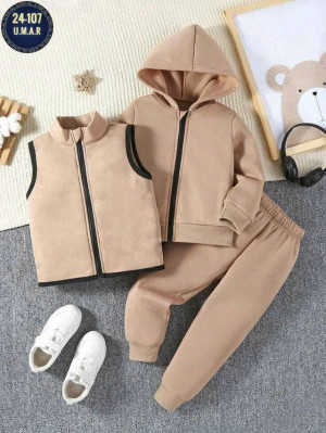 Спортивный костюм #23175369