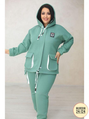 Спортивный костюм #23178321