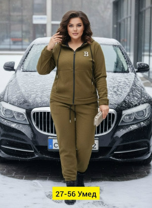 Спортивный костюм 23182282