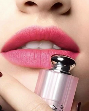 Помада #23183053