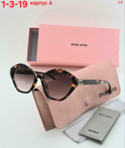 Солнцезащитные очки