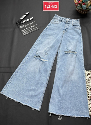 Джинсы #23211389