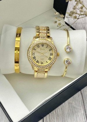 Подарочный набор для женщин часы, 2 браслета + коробка 23245042
