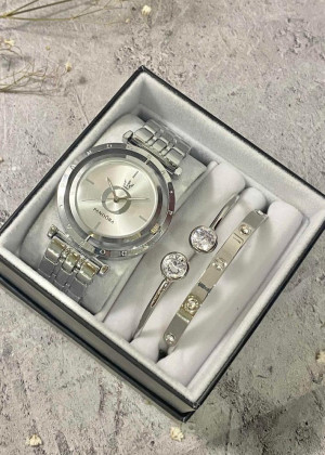 Подарочный набор для женщин часы, 2 браслета + коробка 23245166