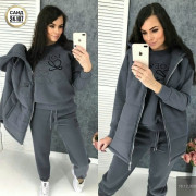 Спортивный костюм