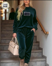 Спортивный костюм