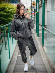 Спортивный костюм