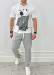 Спортивный костюм