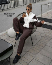 Спортивный костюм