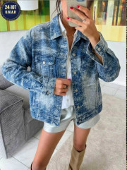 Джинсовая куртка