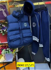Спортивный костюм