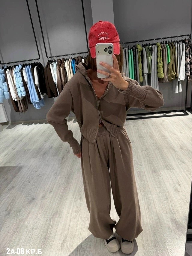 Спортивный костюм