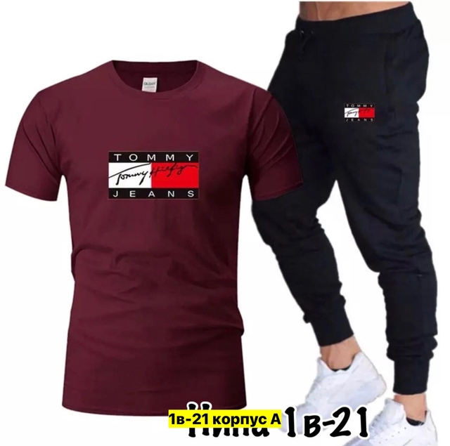 Спортивный костюм 22909845