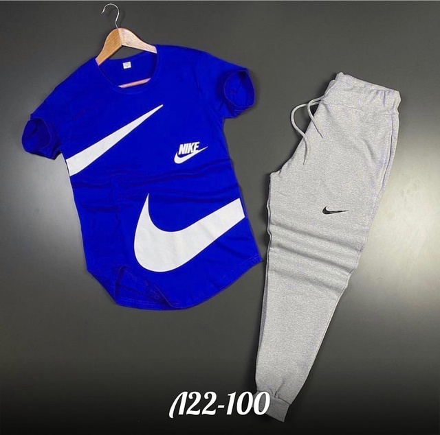 Спортивный костюм 22908449