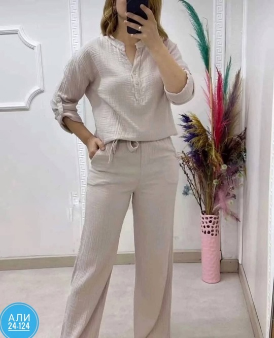 Спортивный костюм 22910571