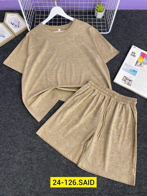 Спортивный костюм 22911514