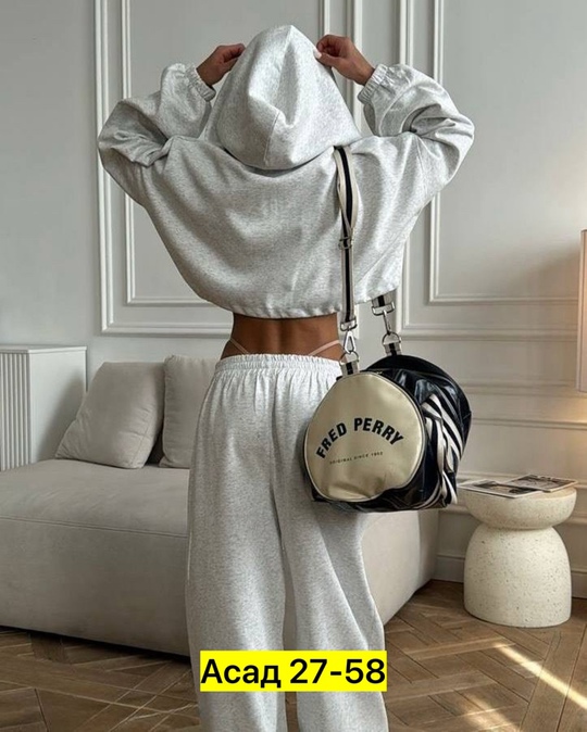 Спортивный костюм 22915457