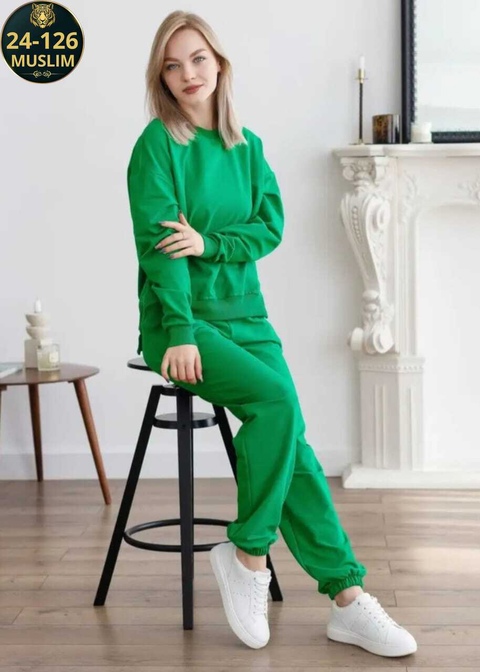 Спортивный костюм 22916245