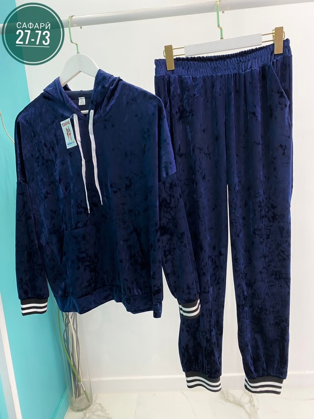 Спортивный костюм 22919475