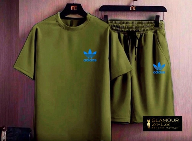 Спортивный костюм 22920595